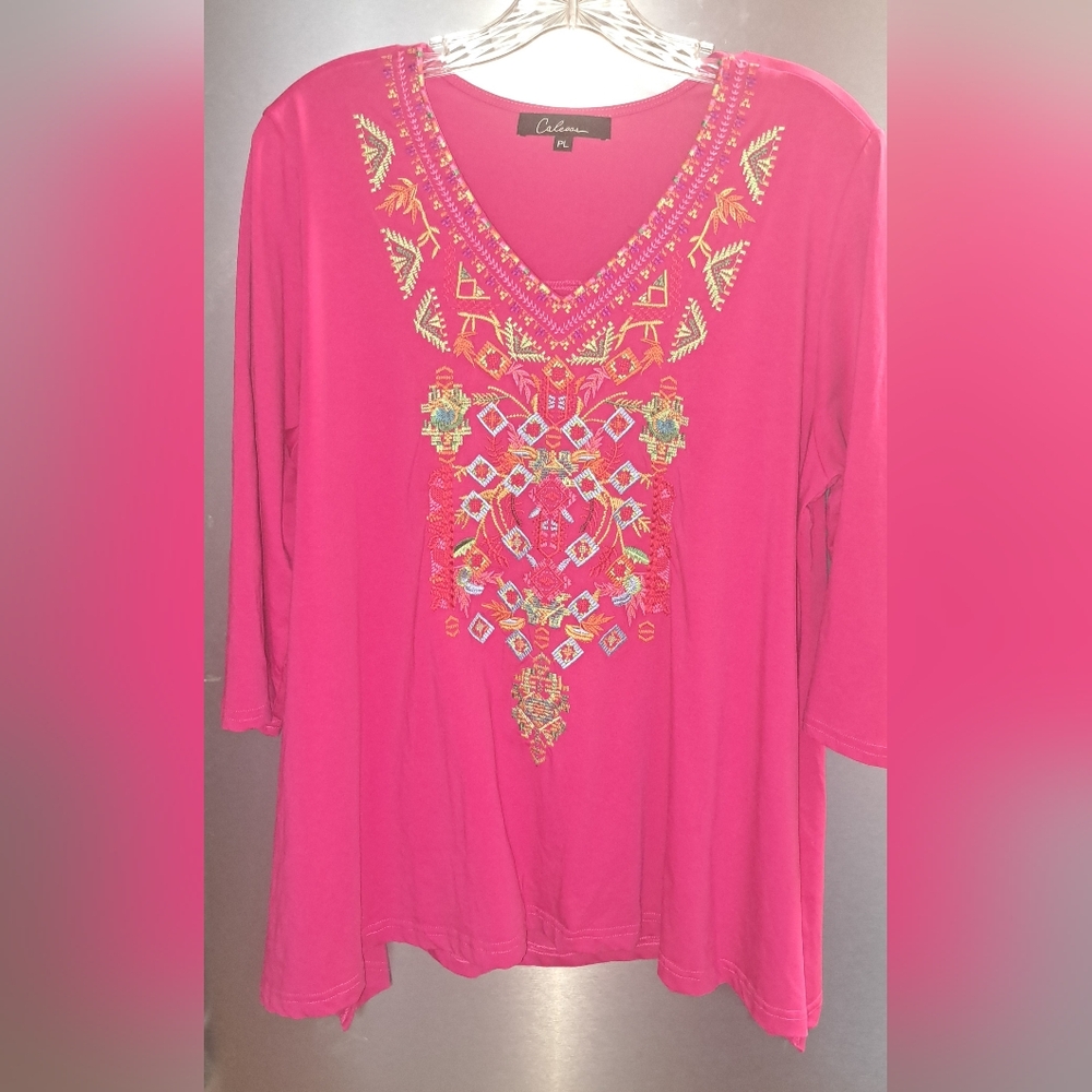 Ladies Calessa Pink Embroidered Top Boho Tunic Sharkbite Hem 3/4 Sleeve PL